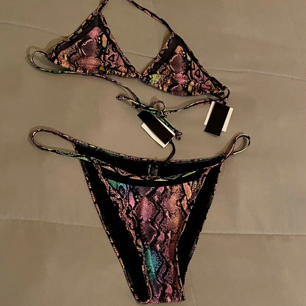 Kendall & Kylie Women's Mesh Trim Tie Dye Snake Triangle Bikini Set Size XL - Picture 1 of 5
